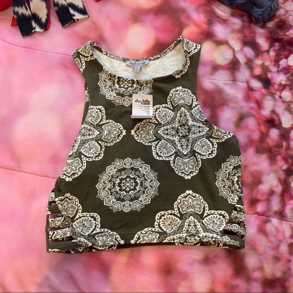 Army Green Paisley Crop Top - Picture 2 of 5